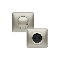 Legrand Prêt à Poser Céliane Créer Une Prise Commandée Avec 1 Prise De Courant Et 1 Commande Sans Fil Livré Complet Titane