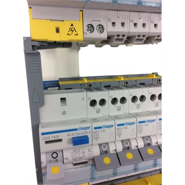 Tableau Hager Monté 2 Rangées Auto 9 Disjoncteurs